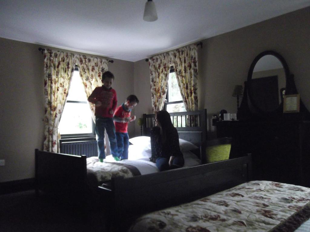 Knockninny Country House & Marina Derrylin Camera foto