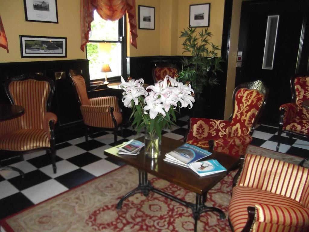 Knockninny Country House & Marina Derrylin Esterno foto